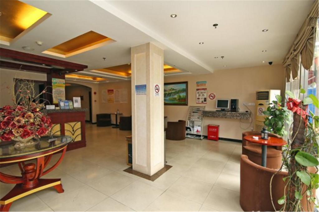 Greentree Inn Shanghai Jiangwan Town Express Hotel